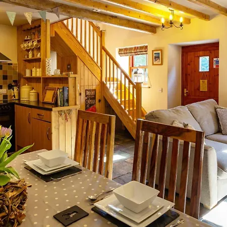 Dom wakacyjny The Barn, Rustic Country Dog Friendly
