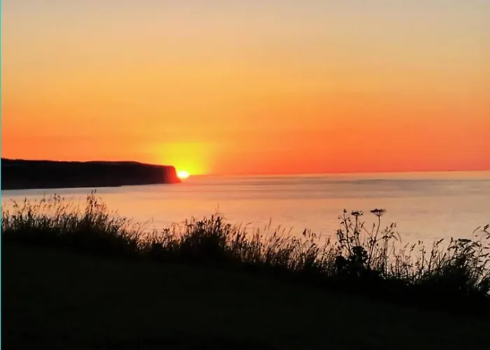 The Barn, Rustic Country Dog Friendly * Whitby